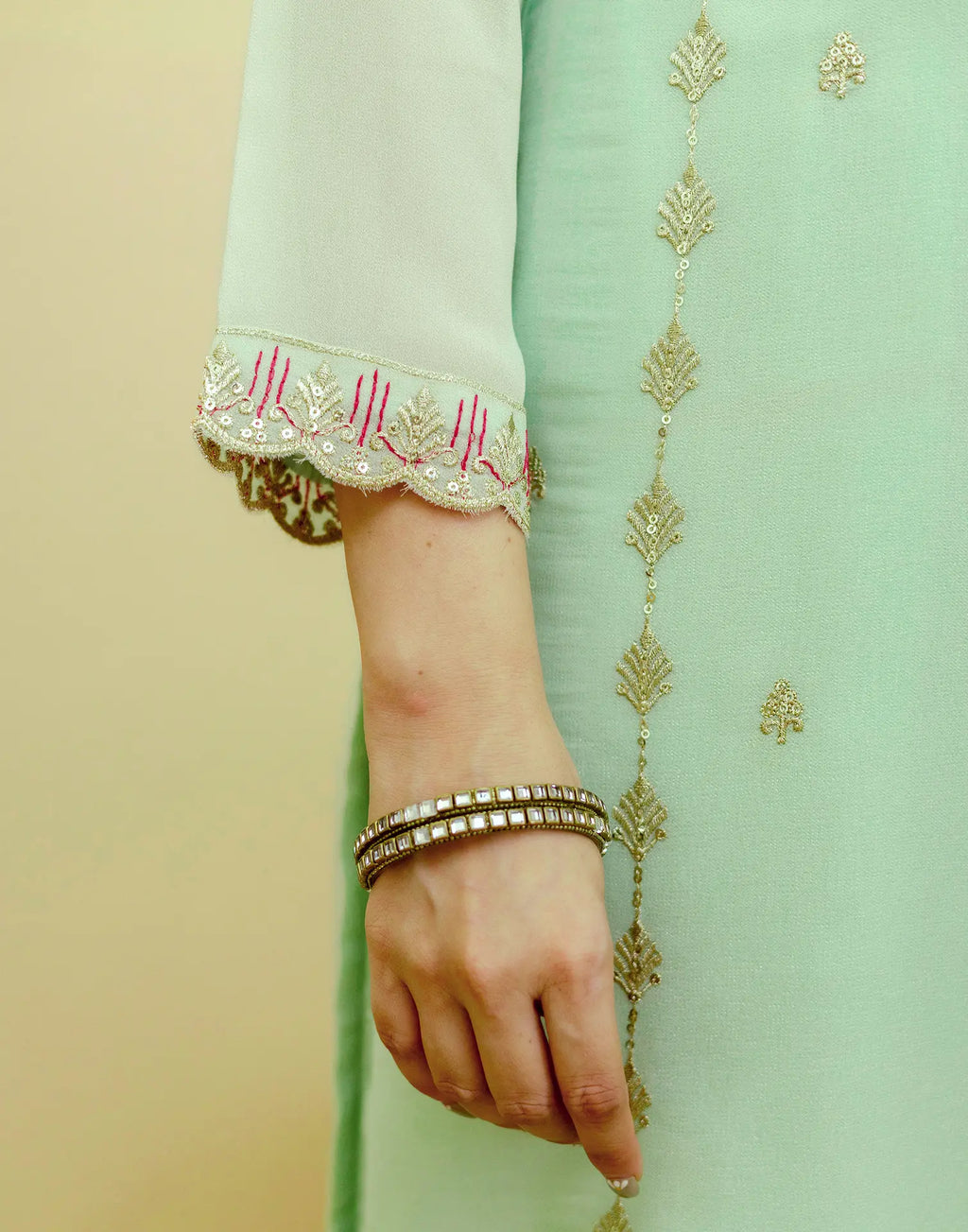 Georgette Embroidered Straight 3 Piece Kurta Set