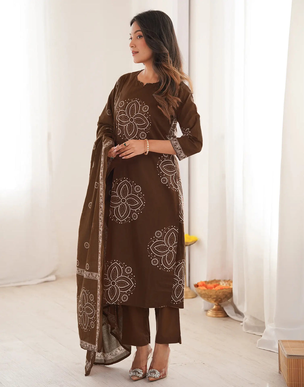 Skylee Cotton Printed Straight 3 Piece Kurta Set For Woman
