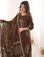 Skylee Cotton Printed Straight 3 Piece Kurta Set For Woman