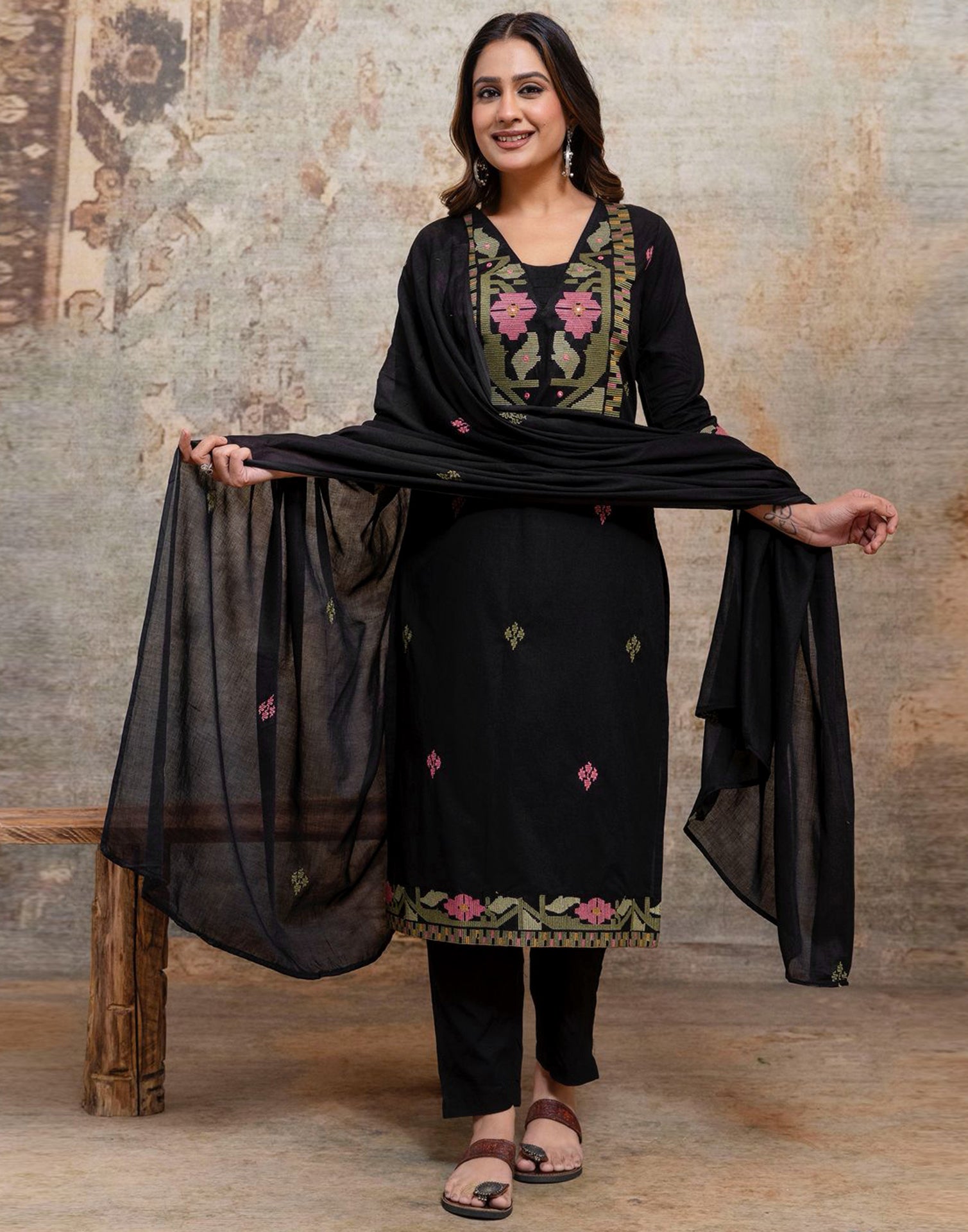 Skylee Cotton Embroidered Straight 3 Piece Kurta Set For Woman