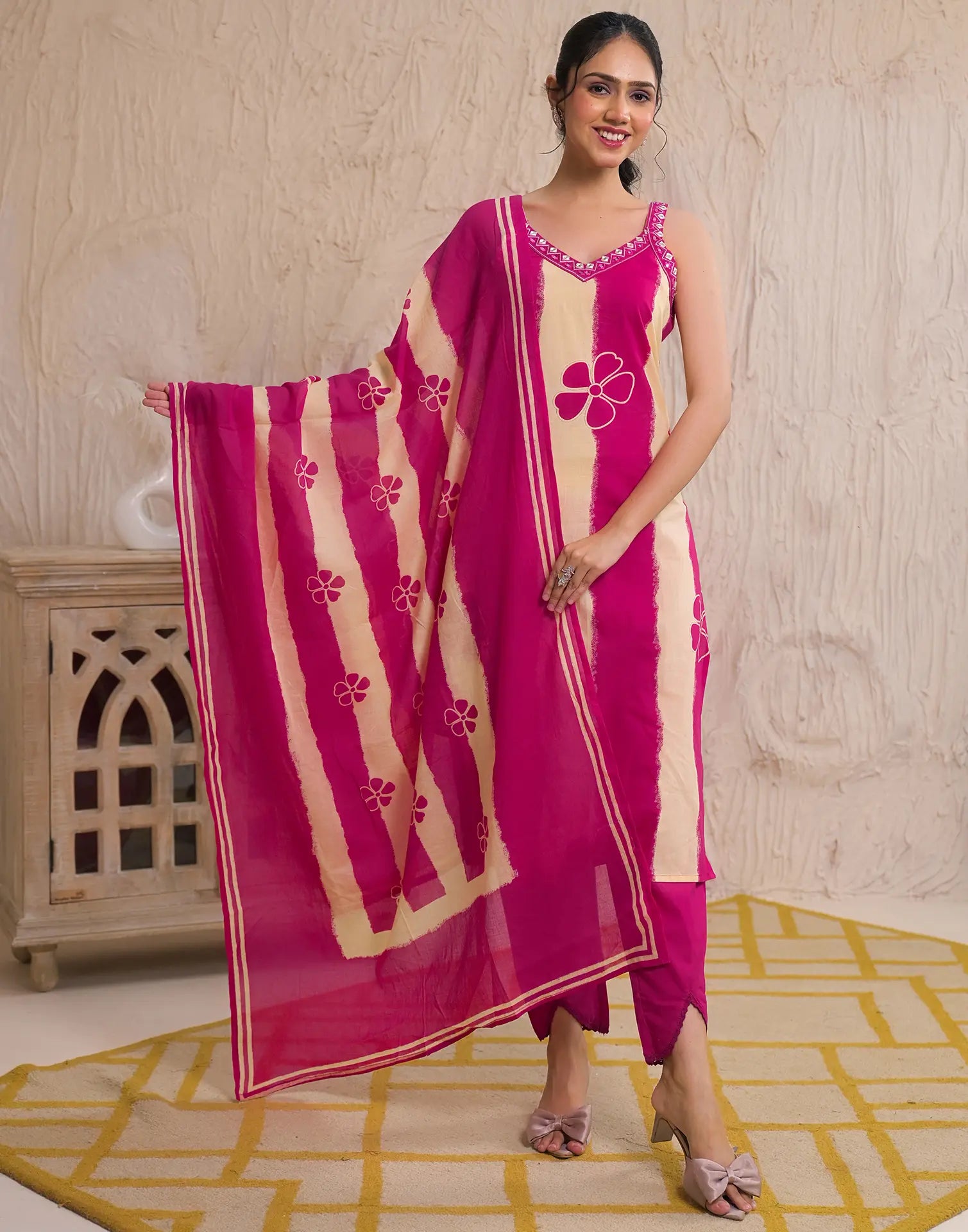 Viscose Rayon Floral Print Straight 3 Piece Kurta Set