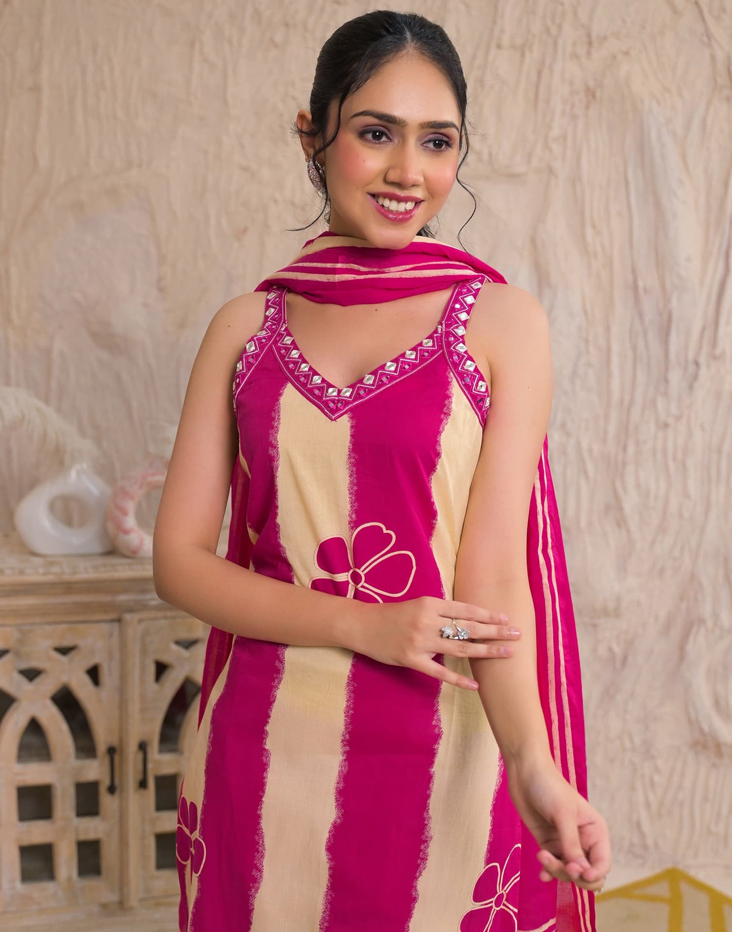 Pink Cotton Printed Straight Kurta Set with Pant & Dupatta V-Neck Casual & Office Wear for Women