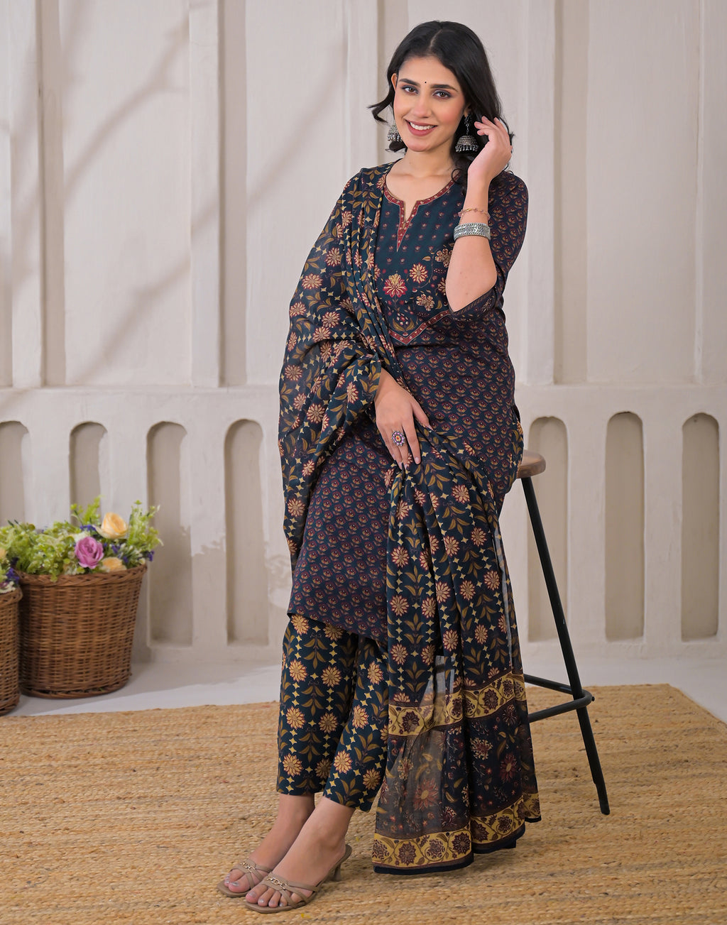 Skylee Cotton Floral Print Straight 3 Piece Kurta Set For Woman