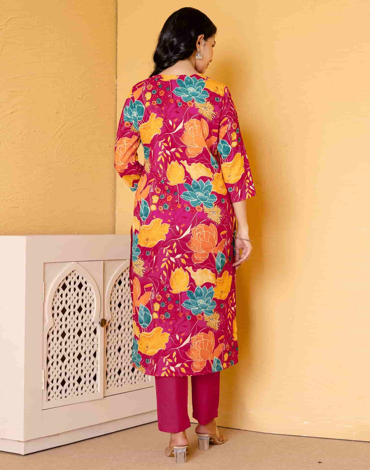 Pink Cotton Printed Straight Kurta Set with Pant & Dupatta Affordable Floral Casual Wear for Women under 799