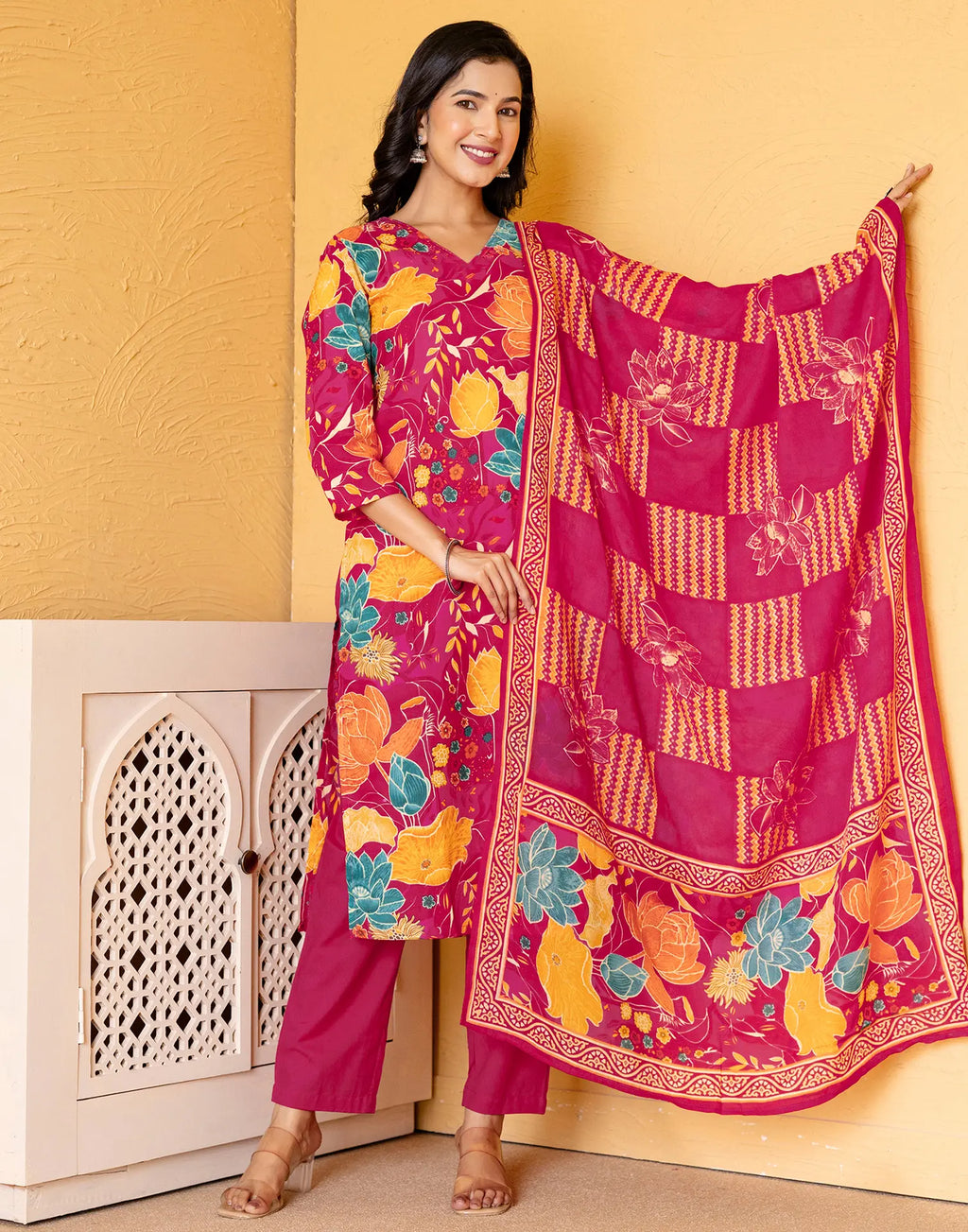 Cotton Floral Print Straight 3 Piece Kurta Set