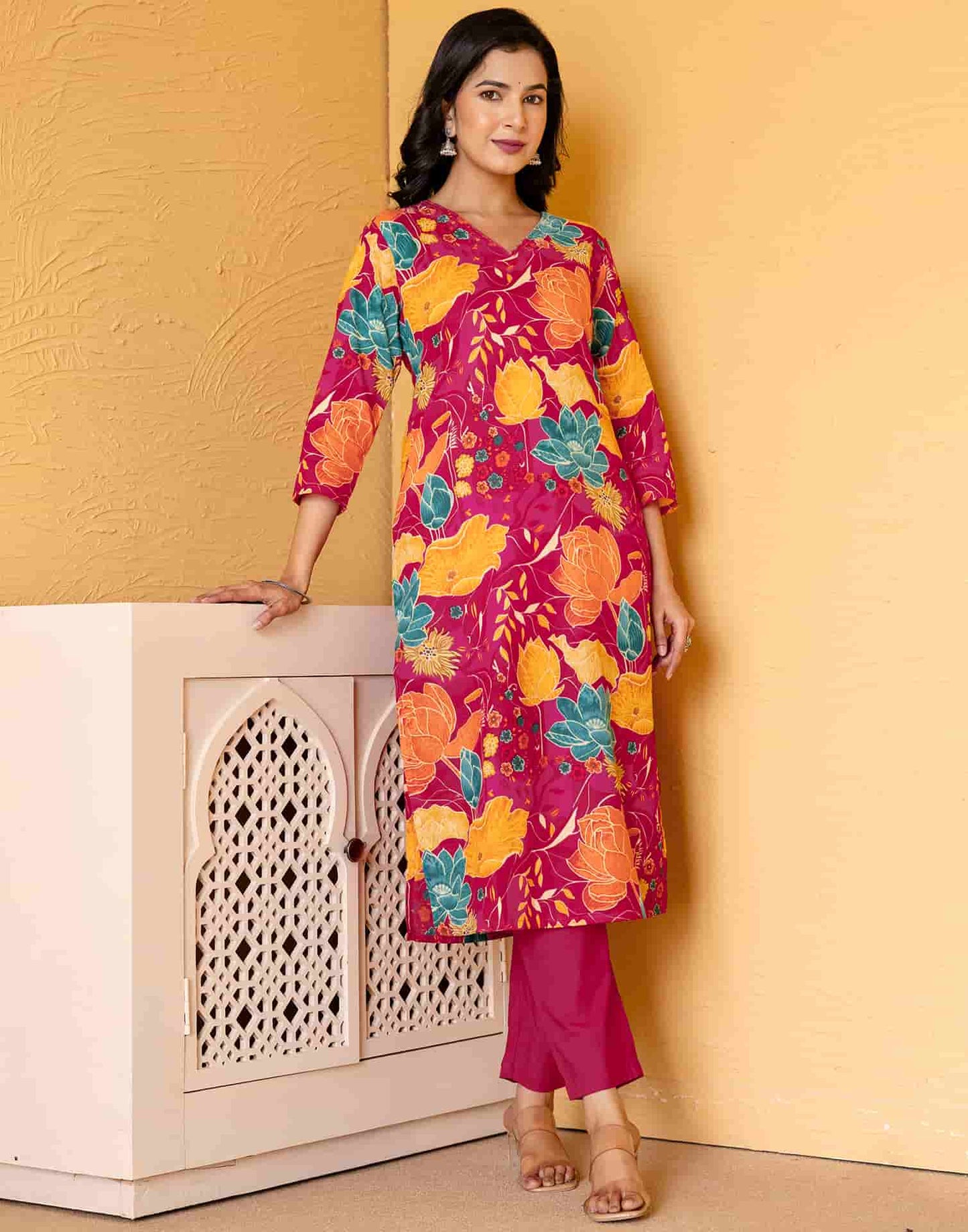 Pink Cotton Printed Straight Kurta Set with Pant & Dupatta Affordable Floral Casual Wear for Women under 799