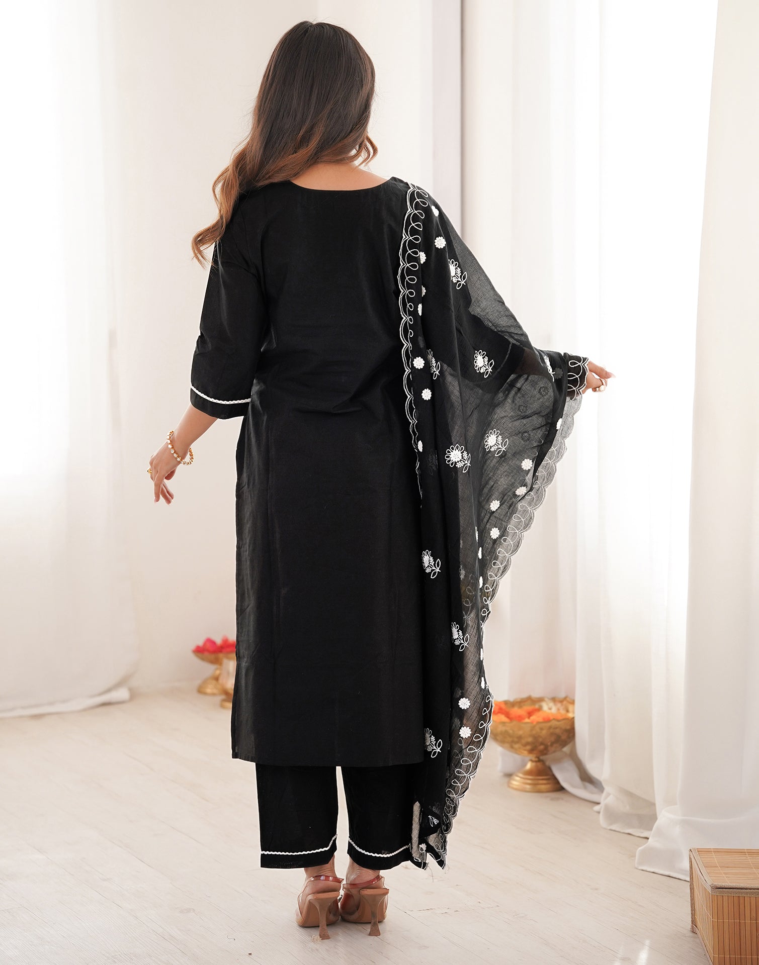 Skylee Cotton Embroidered Straight 3 Piece Kurta Set For Woman