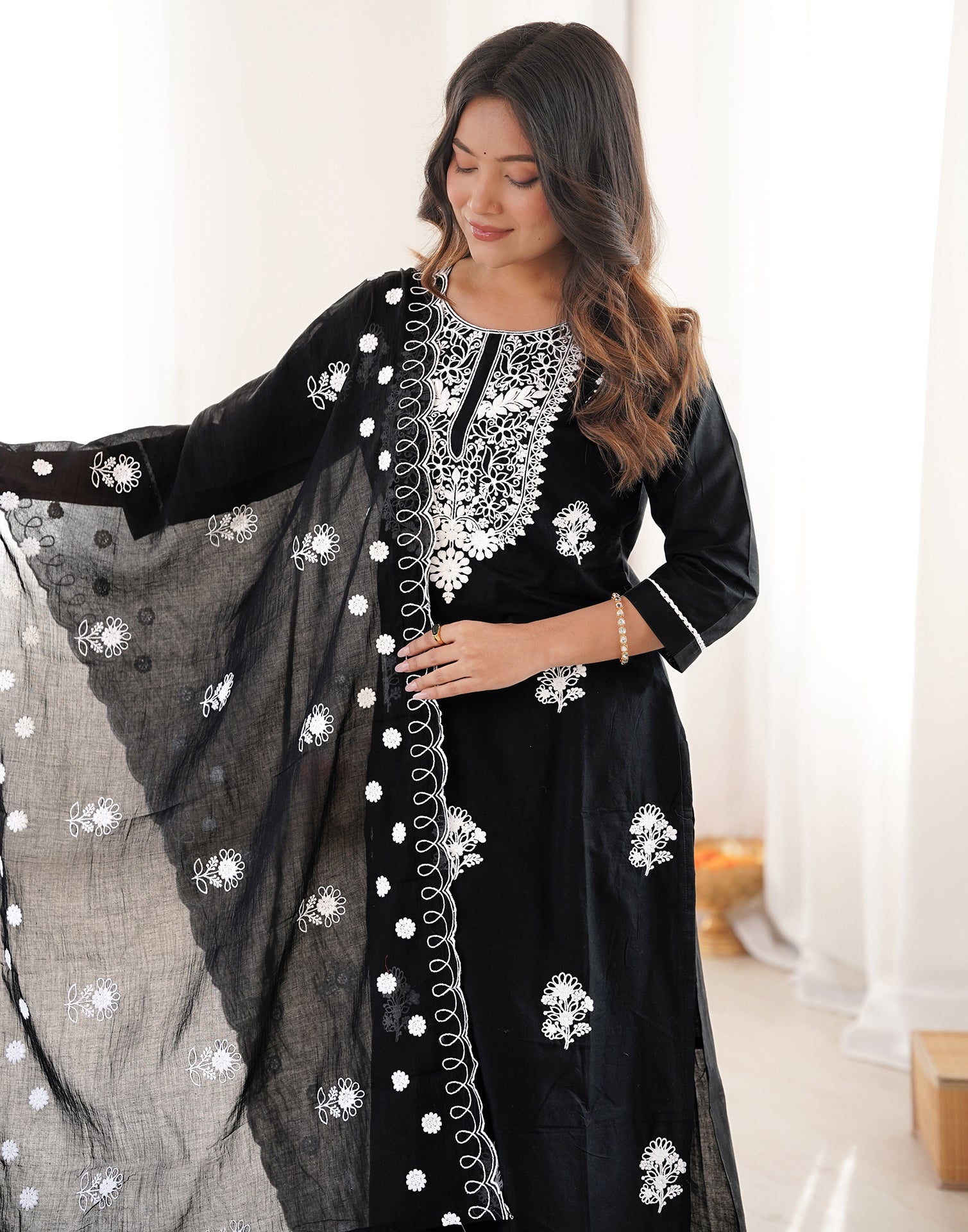Skylee Cotton Embroidered Straight 3 Piece Kurta Set For Woman
