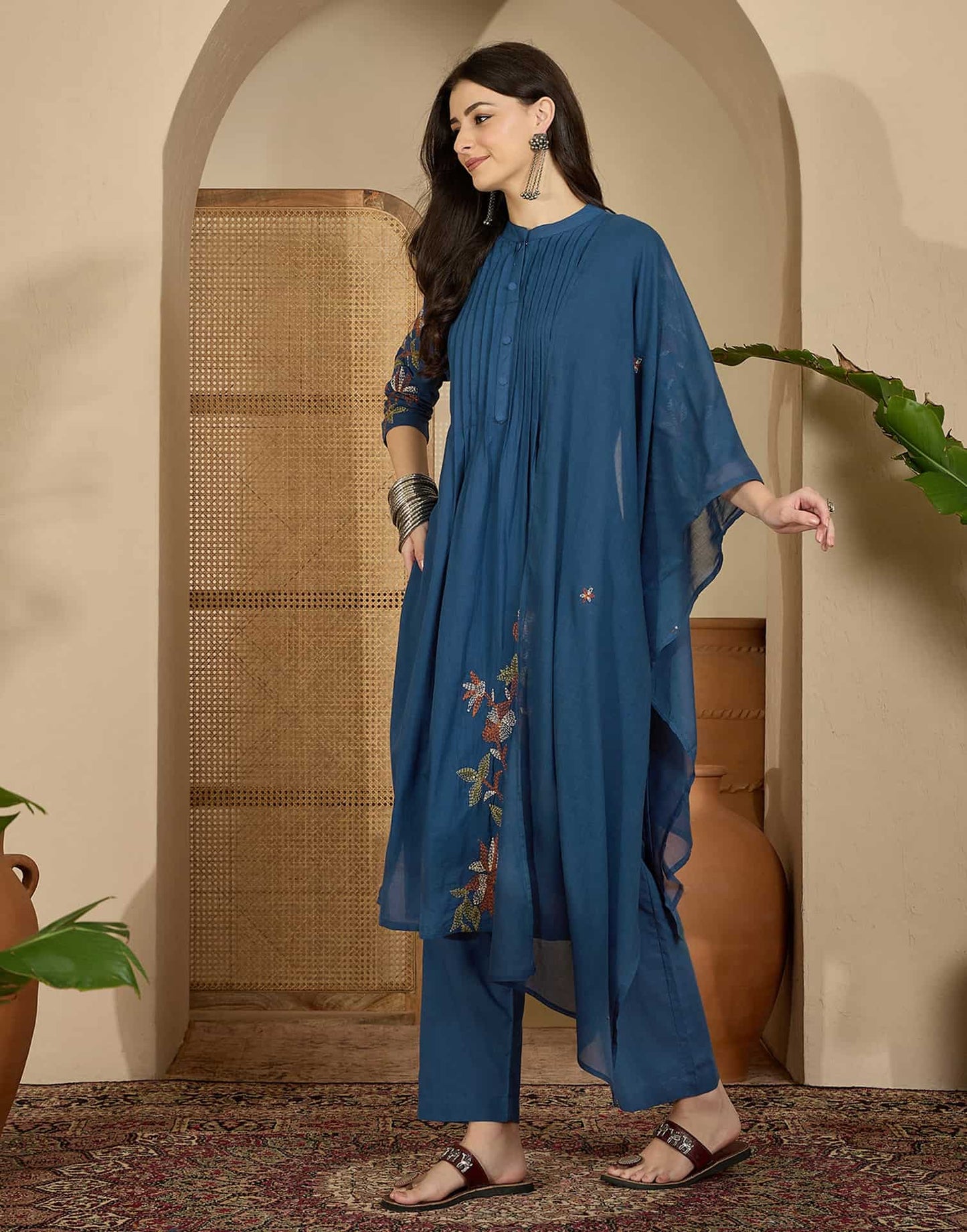 Cotton Straight Embroidery Mandarin Collar Kurta with Pant & Dupatta