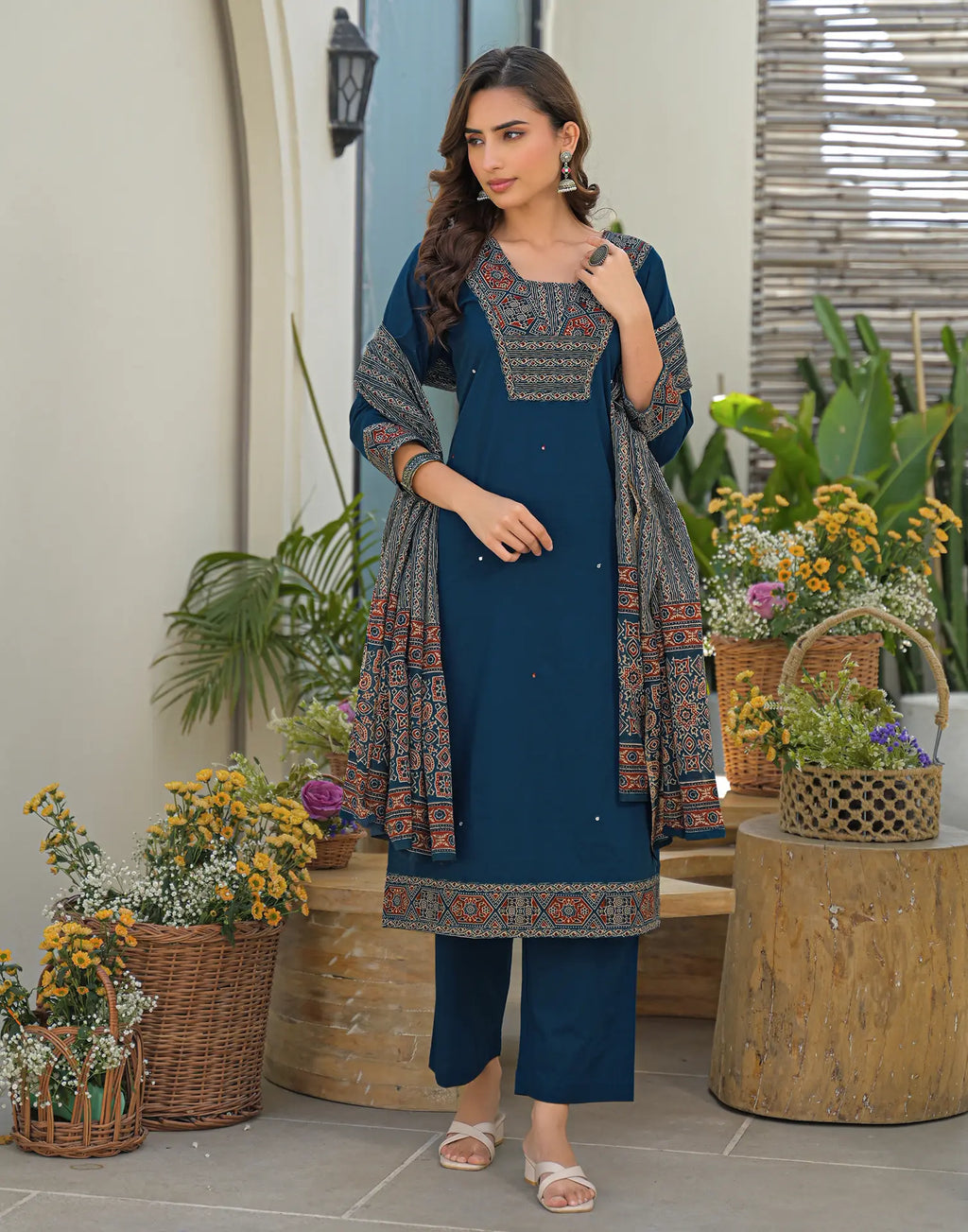 Skylee Cotton Printed Straight 3 Piece Kurta Set For Woman