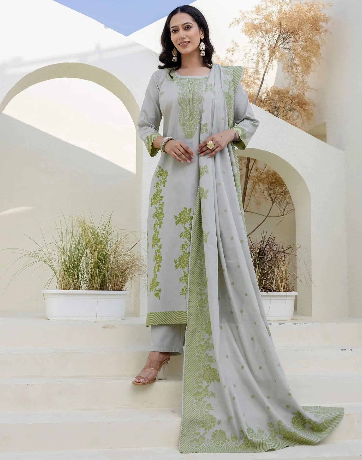 Affordable Grey Cotton Woven Straight Kurta Set Round-Neck Woven Cotton Kurti with Pant & Dupatta