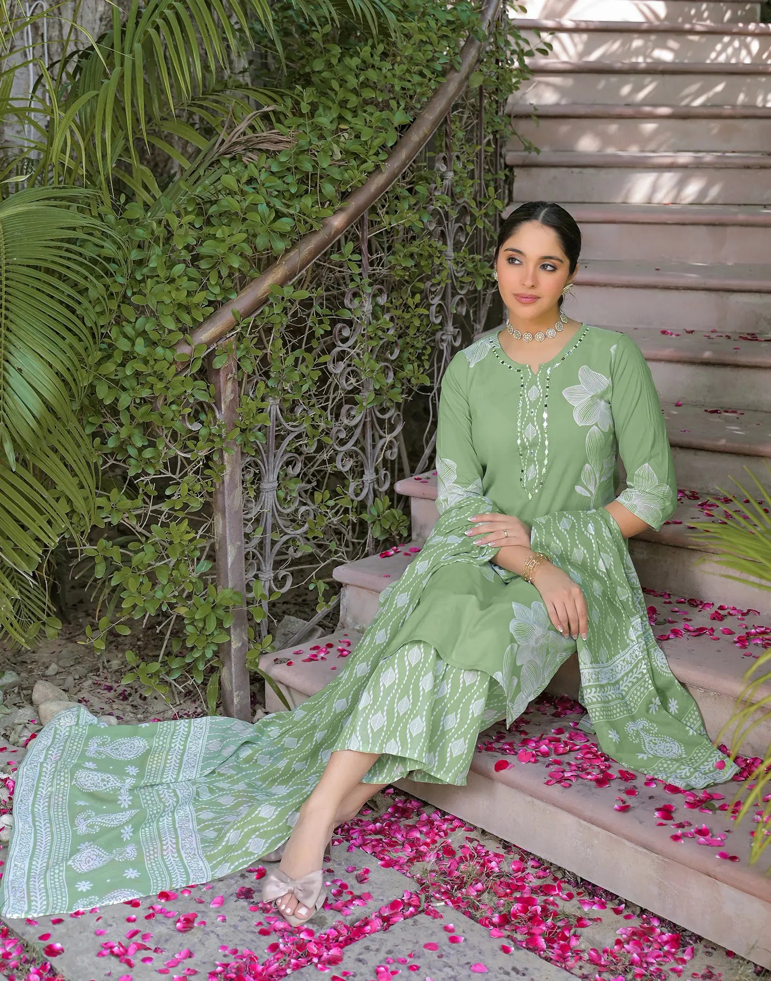 Viscose Rayon Floral Print Straight 3 Piece Kurta Set