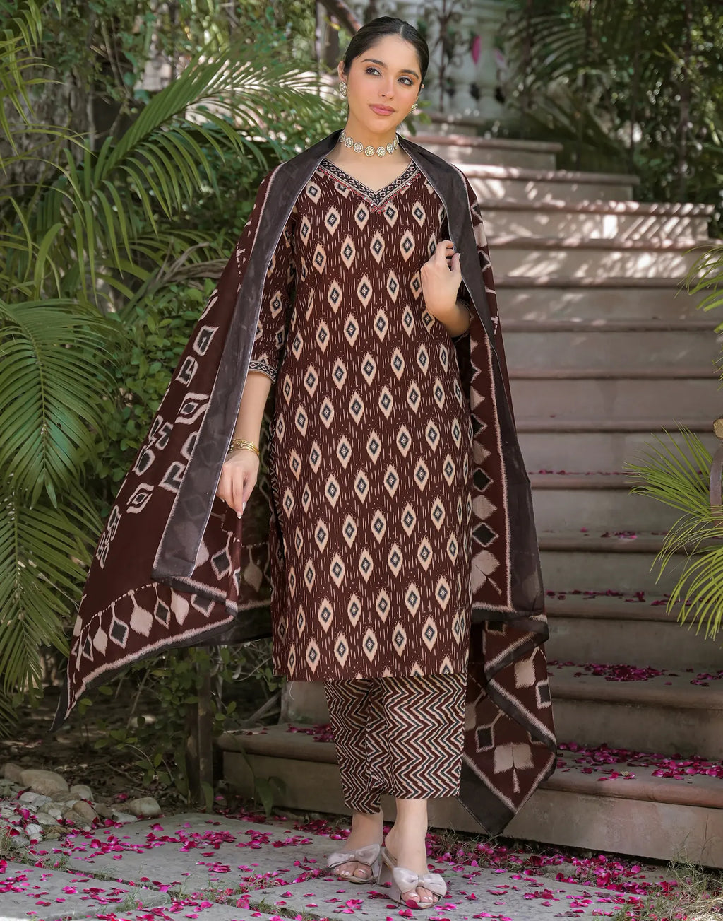 Viscose Rayon Embroidered Straight 3 Piece Kurta Set