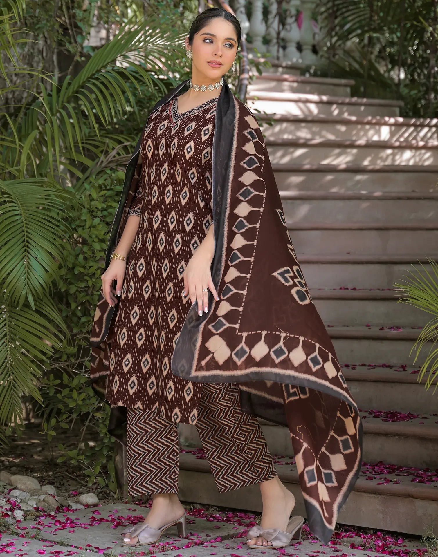 Viscose Rayon Embroidered Straight 3 Piece Kurta Set