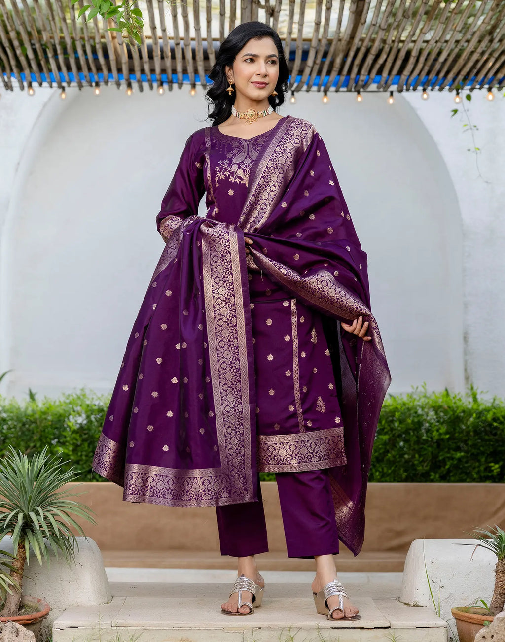 Silk Blend Woven Woven Straight 3 Piece Kurta Set