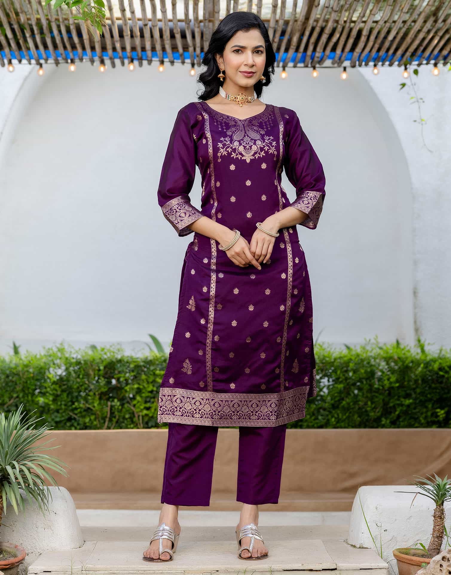 Purple Silk Woven Straight Kurta Set with Pant & Dupatta under 1000