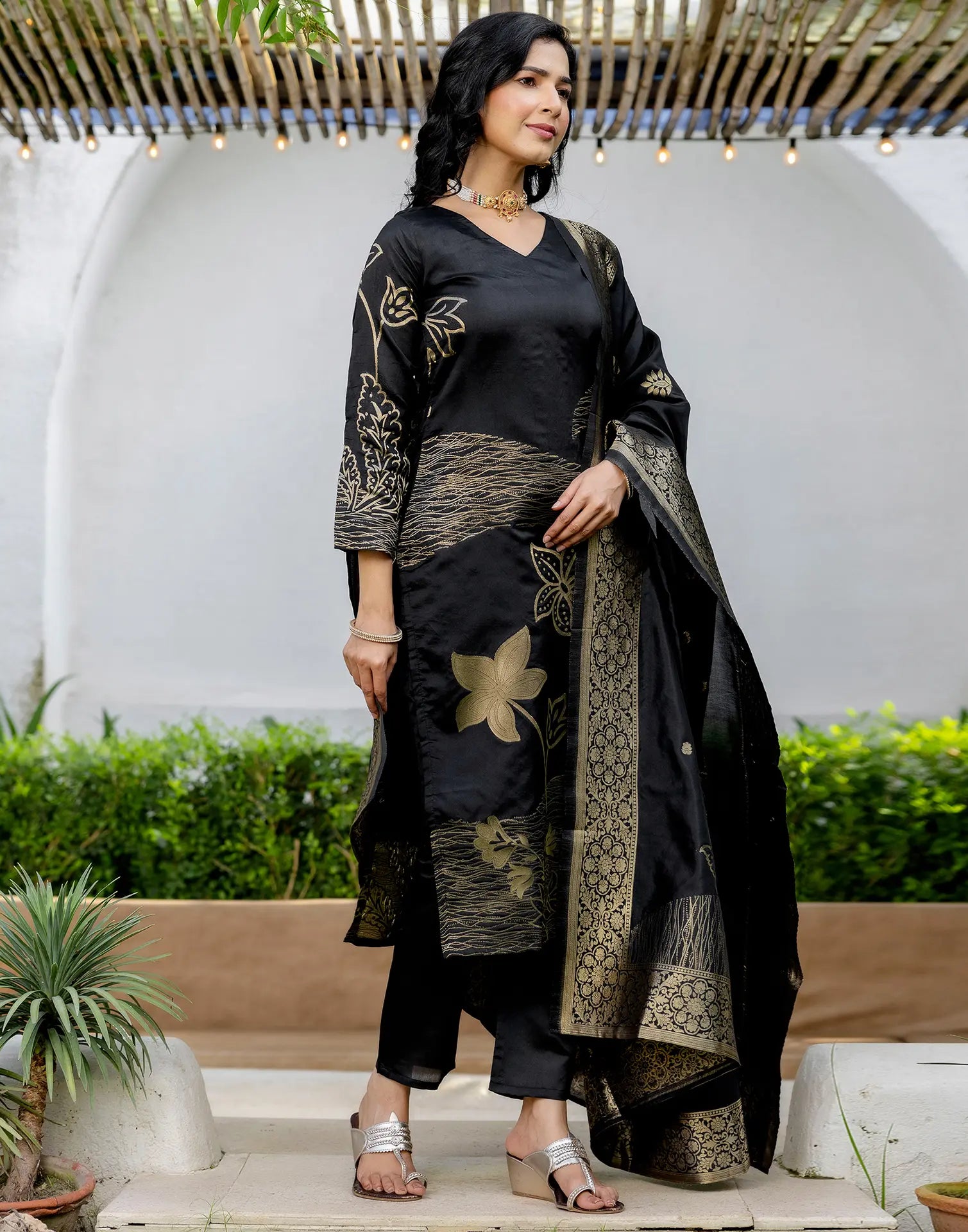 Silk Blend Woven Woven Straight 3 Piece Kurta Set