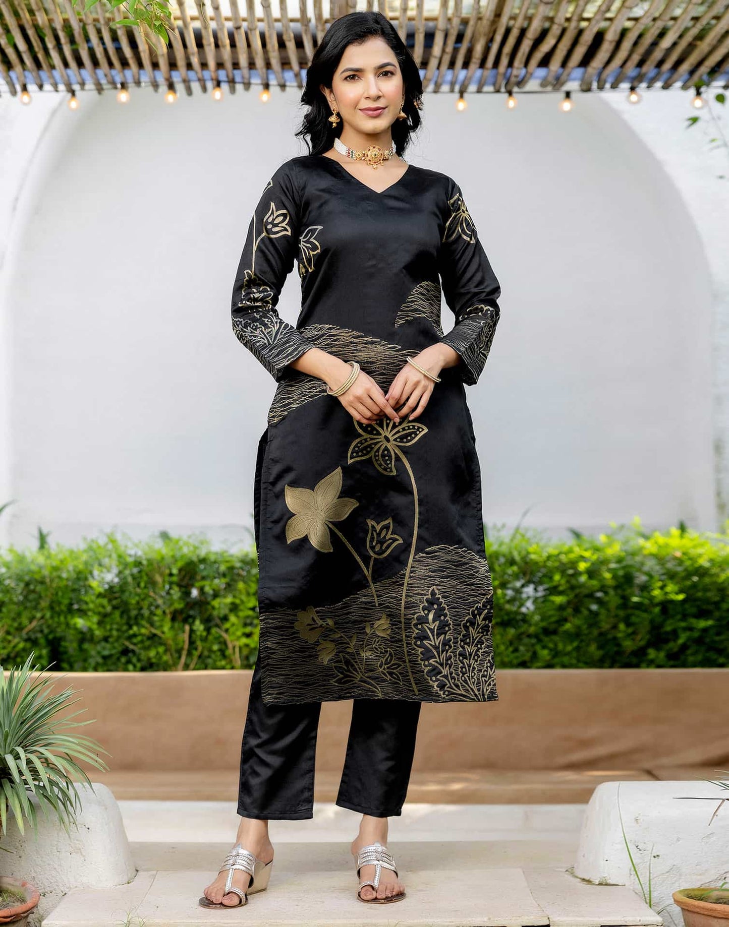 Black Silk Woven Straight Kurta Set with Pant & Dupatta under 999