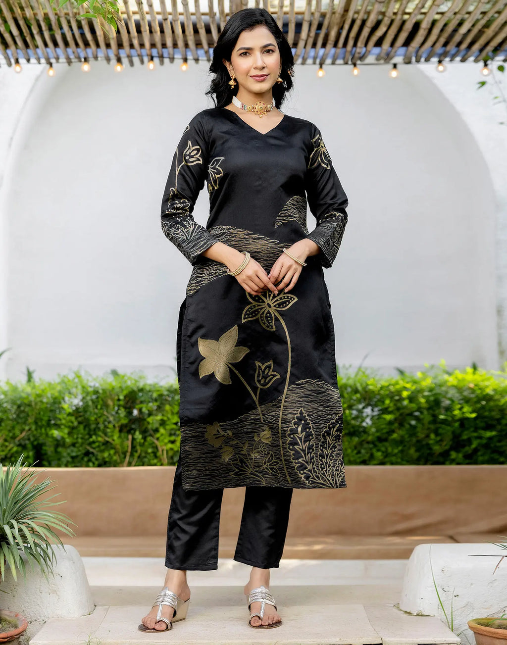 Silk Blend Woven Woven Straight 3 Piece Kurta Set