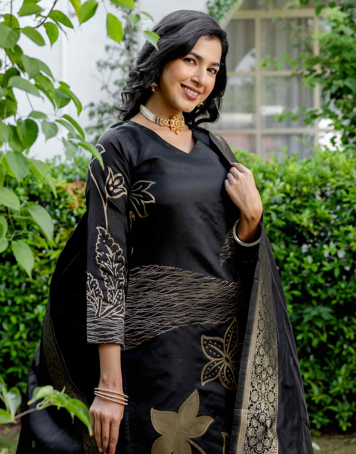Black Silk Woven Straight Kurta Set with Pant & Dupatta under 999