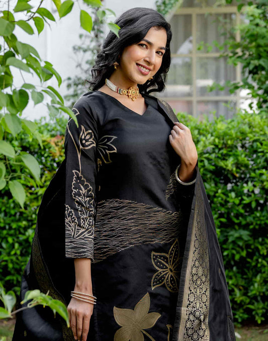 Black Silk Woven Straight Kurta Set with Pant & Dupatta under 999
