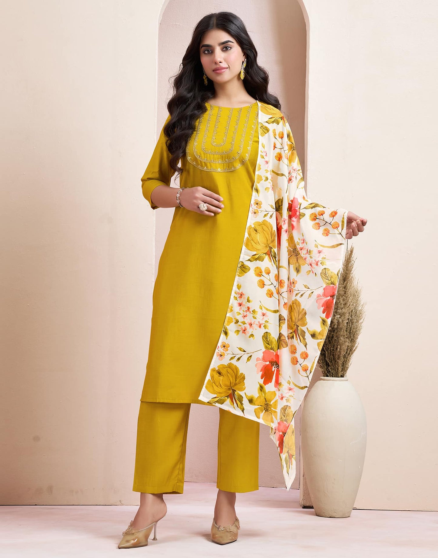 Silk Blend Straight Embroidery Round Neck Kurta with Pant & Dupatta