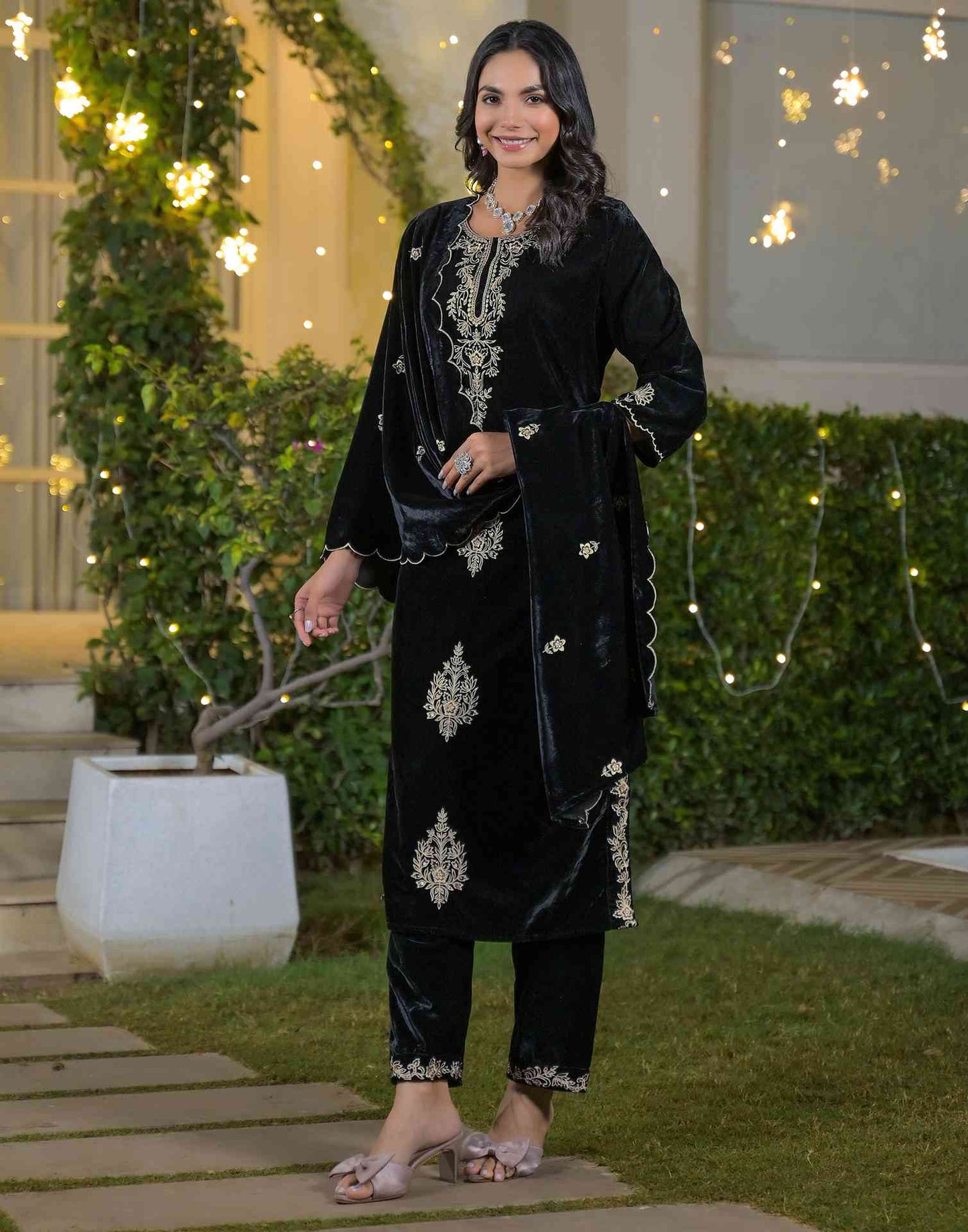 Velvet Straight Embroidered Round Neck Kurta with Pant & Dupatta