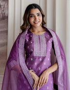 Skylee Silk Blend Printed Straight 3 Piece Kurta Set For Woman