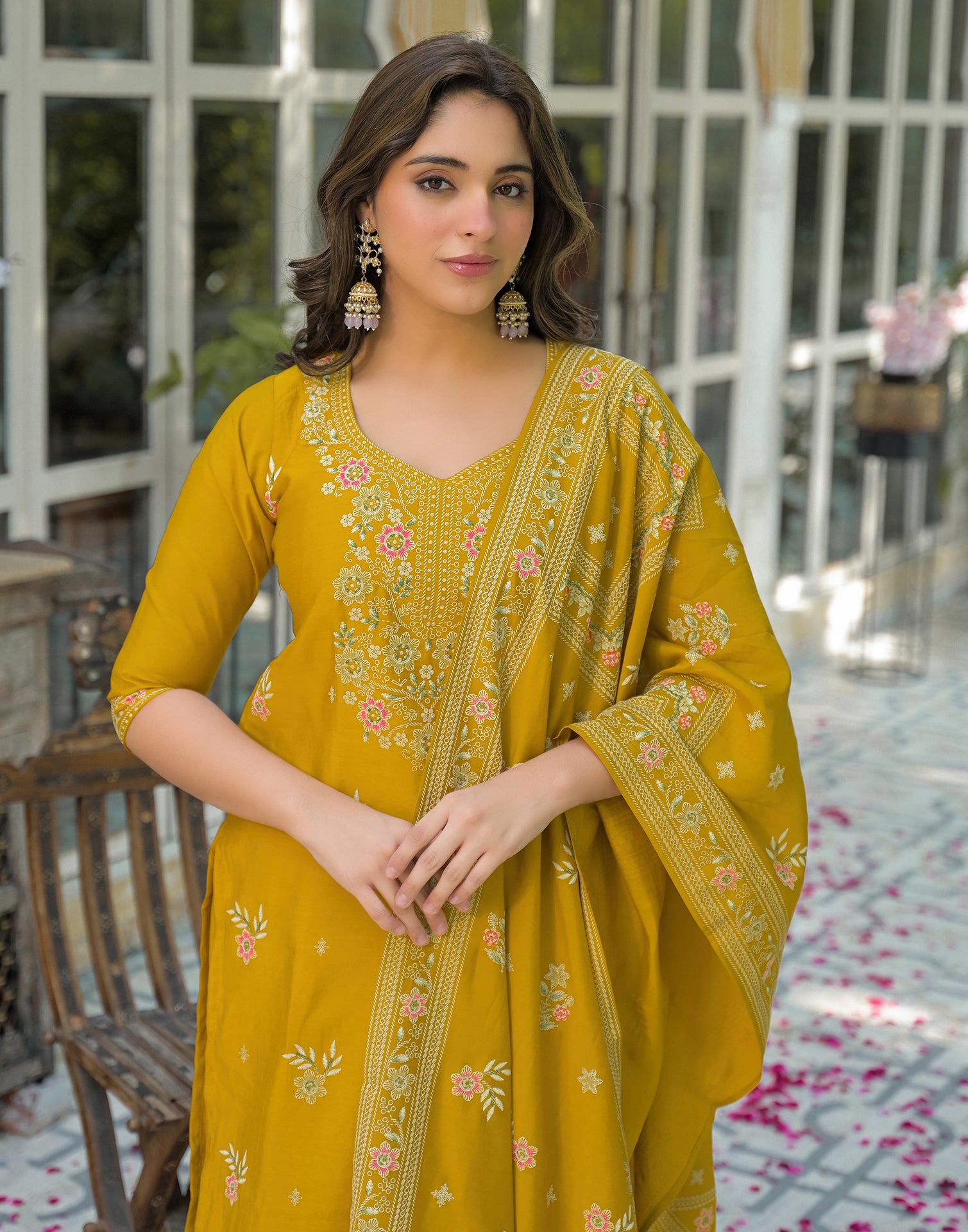 Skylee Silk Foil Print Straight 3 Piece Kurta Set For Woman