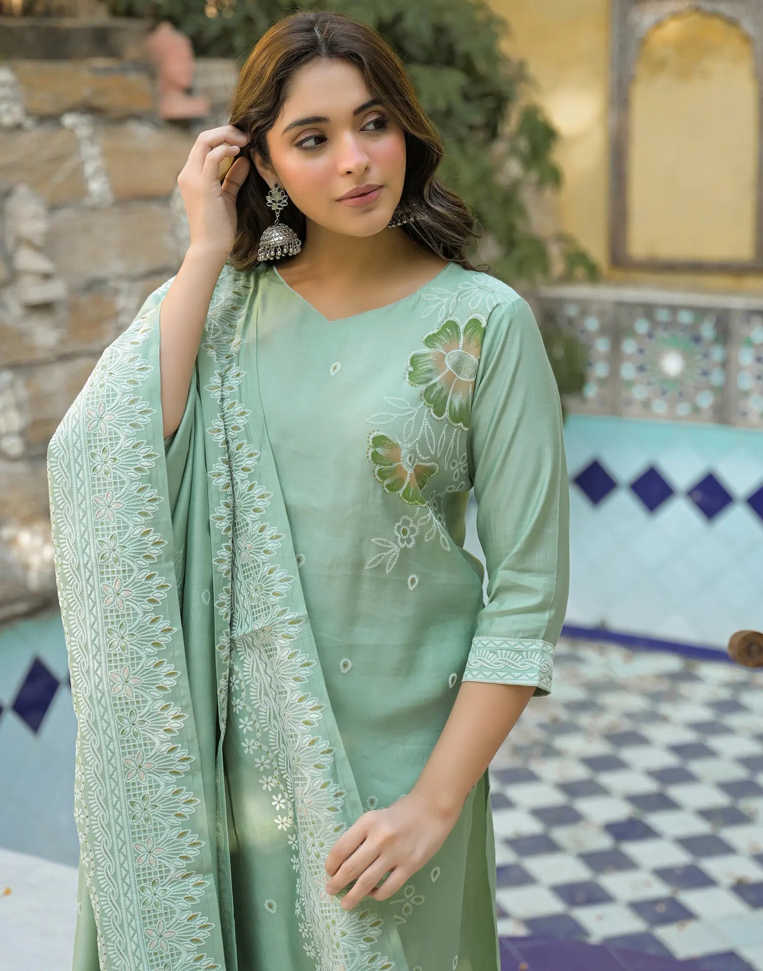 Skylee Silk Foil Print Straight 3 Piece Kurta Set For Woman
