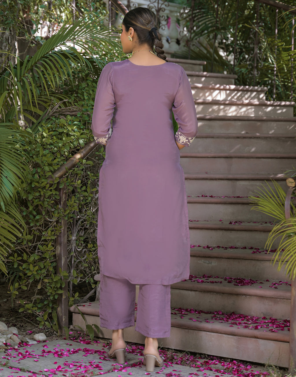 Skylee Silk Embroidered Straight 3 Piece Kurta Set For Woman