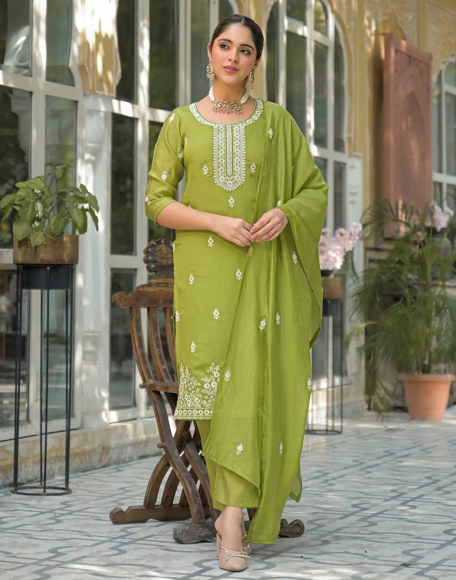 Poly Chinnon Embroidered Straight 3 Piece Kurta Set
