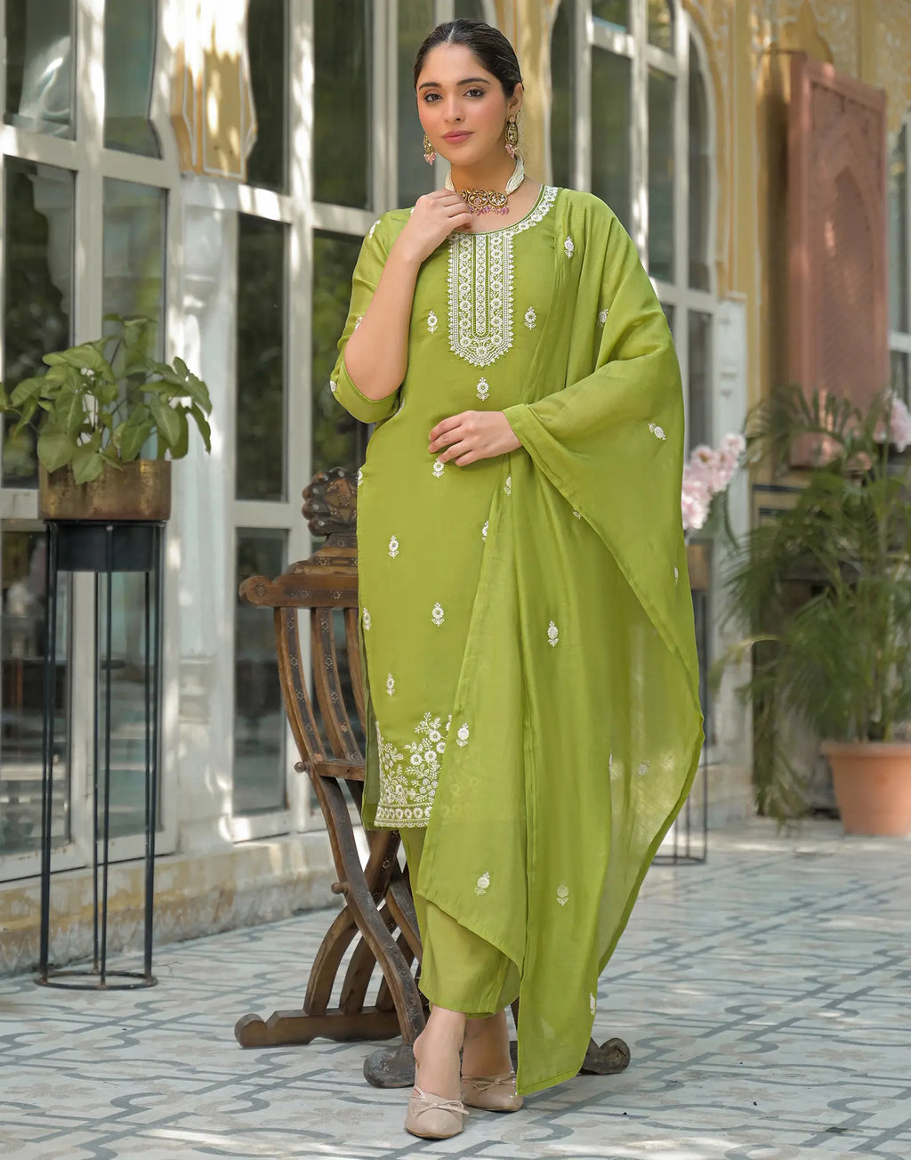 Poly Chinnon Embroidered Straight 3 Piece Kurta Set