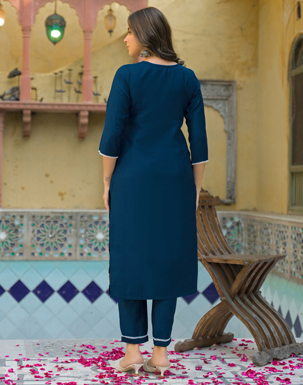 Skylee Silk Embroidered Straight 3 Piece Kurta Set For Woman