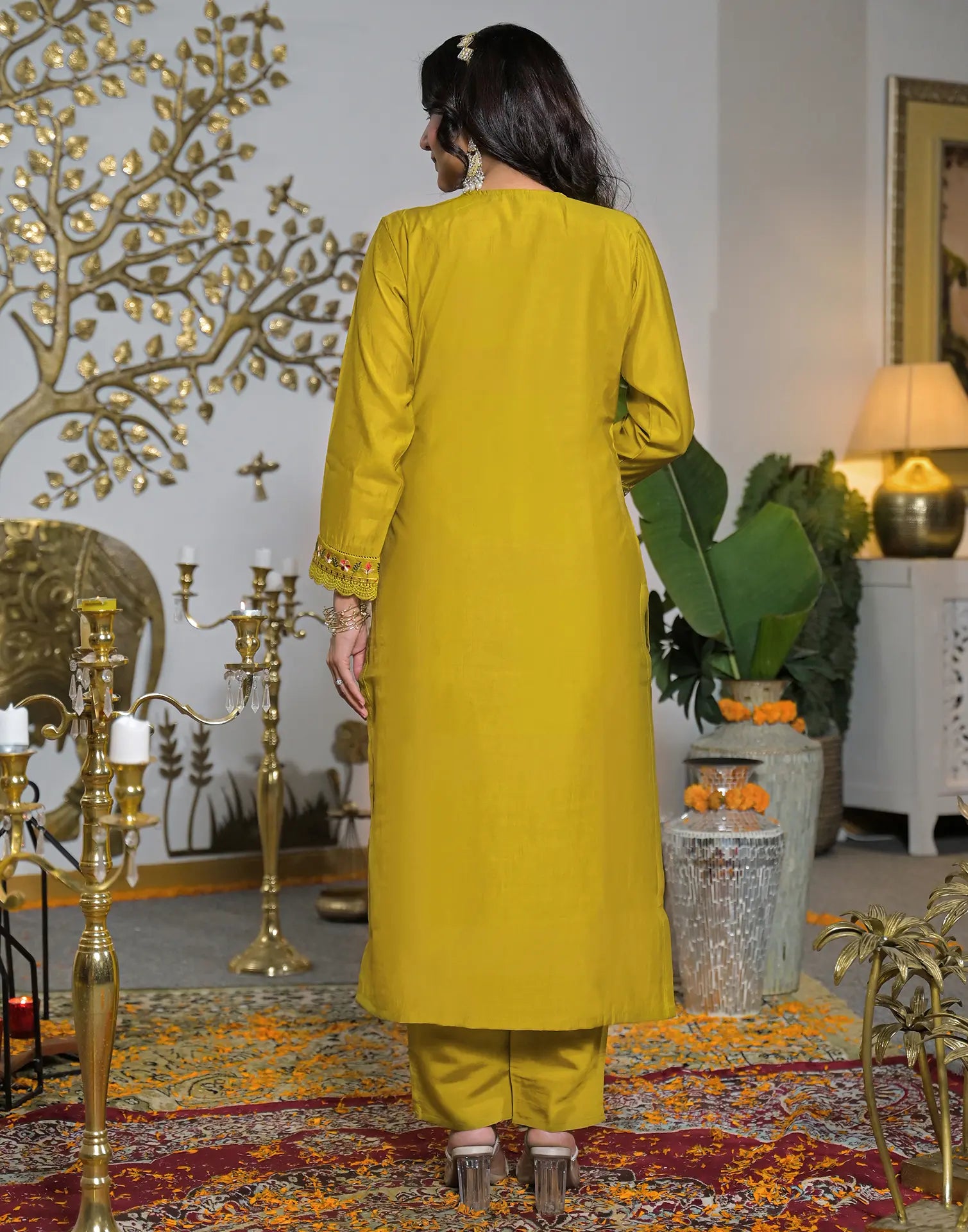 Silk Blend Embroidered Straight 3 Piece Kurta Set