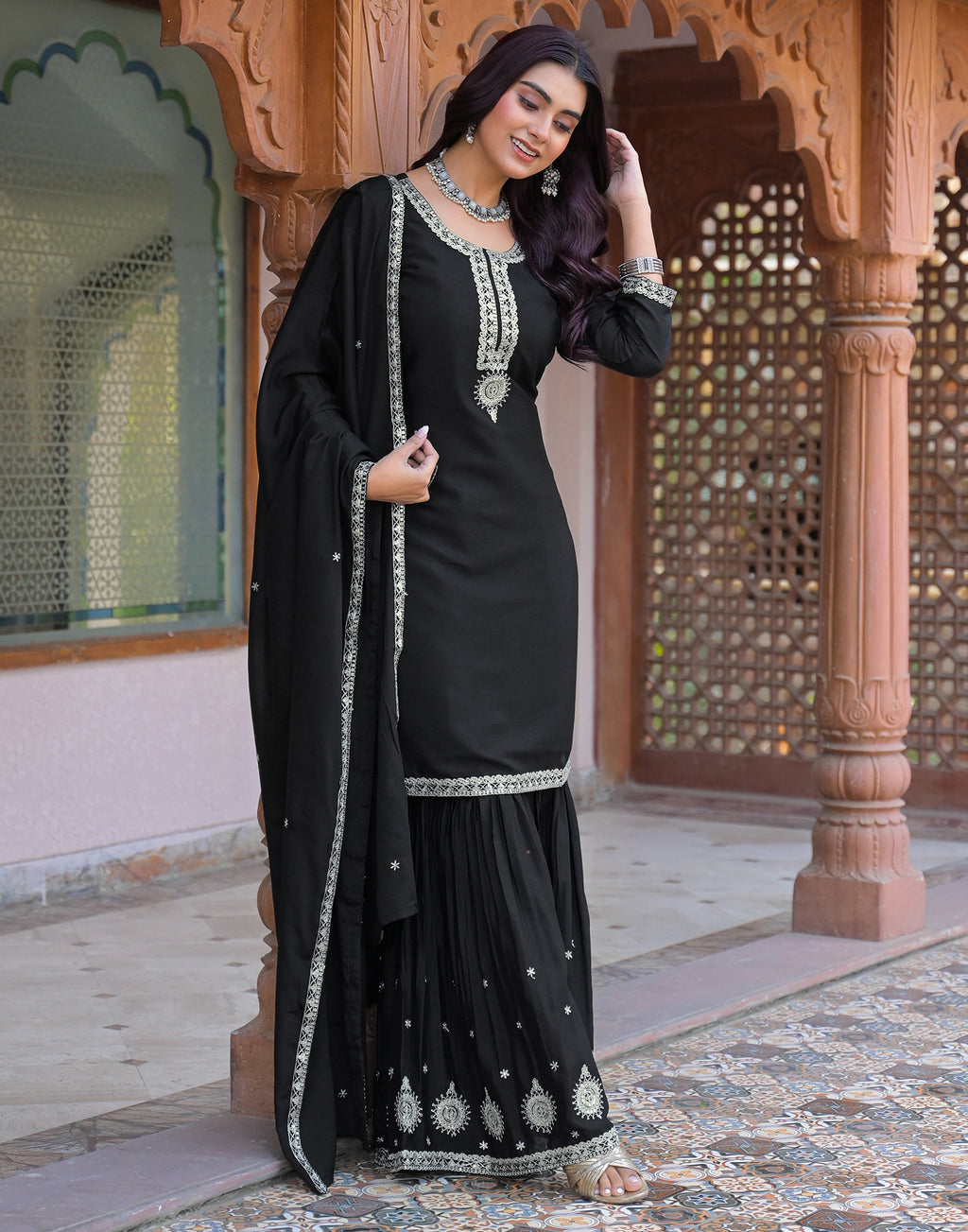 Skylee Chiffon Embroidered Straight 3 Piece Kurta Set For Woman
