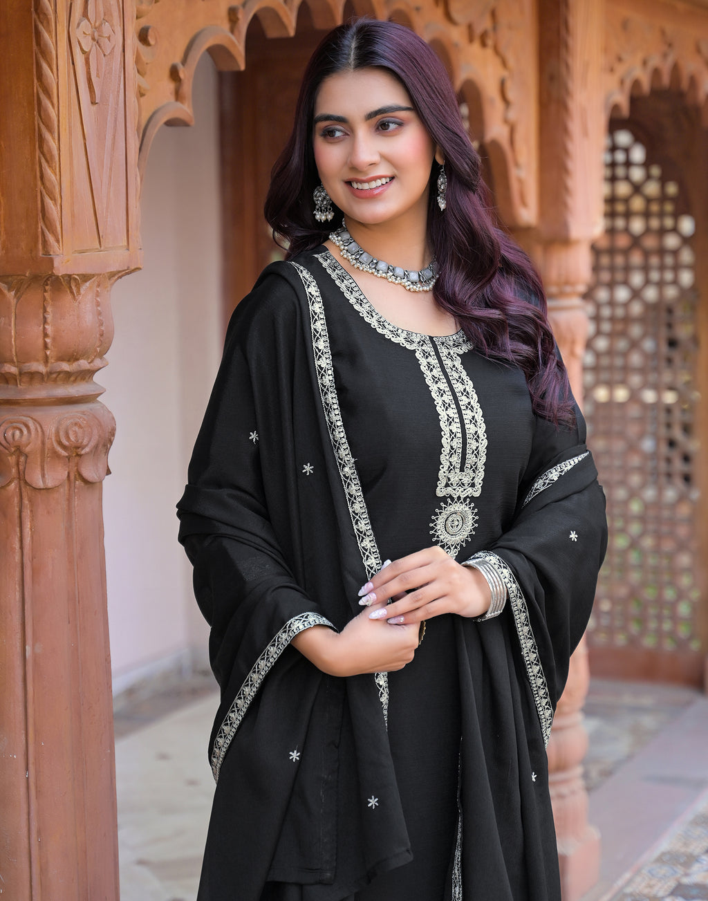 Skylee Chiffon Embroidered Straight 3 Piece Kurta Set For Woman