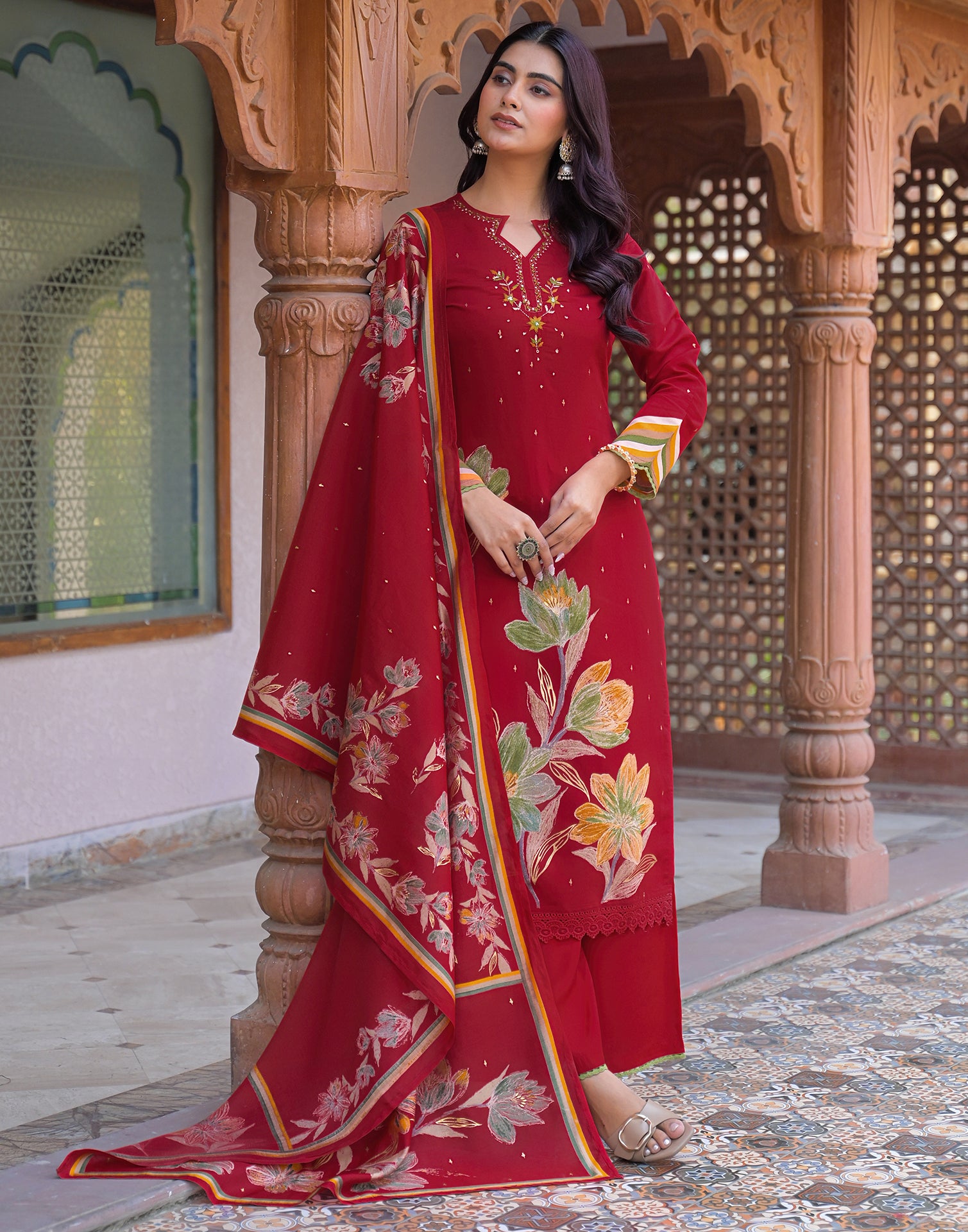Skylee Silk Floral Print Straight 3 Piece Kurta Set For Woman