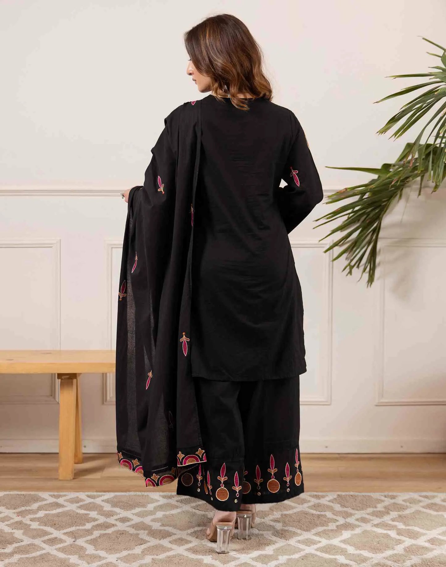 affordable v neck kurta set 