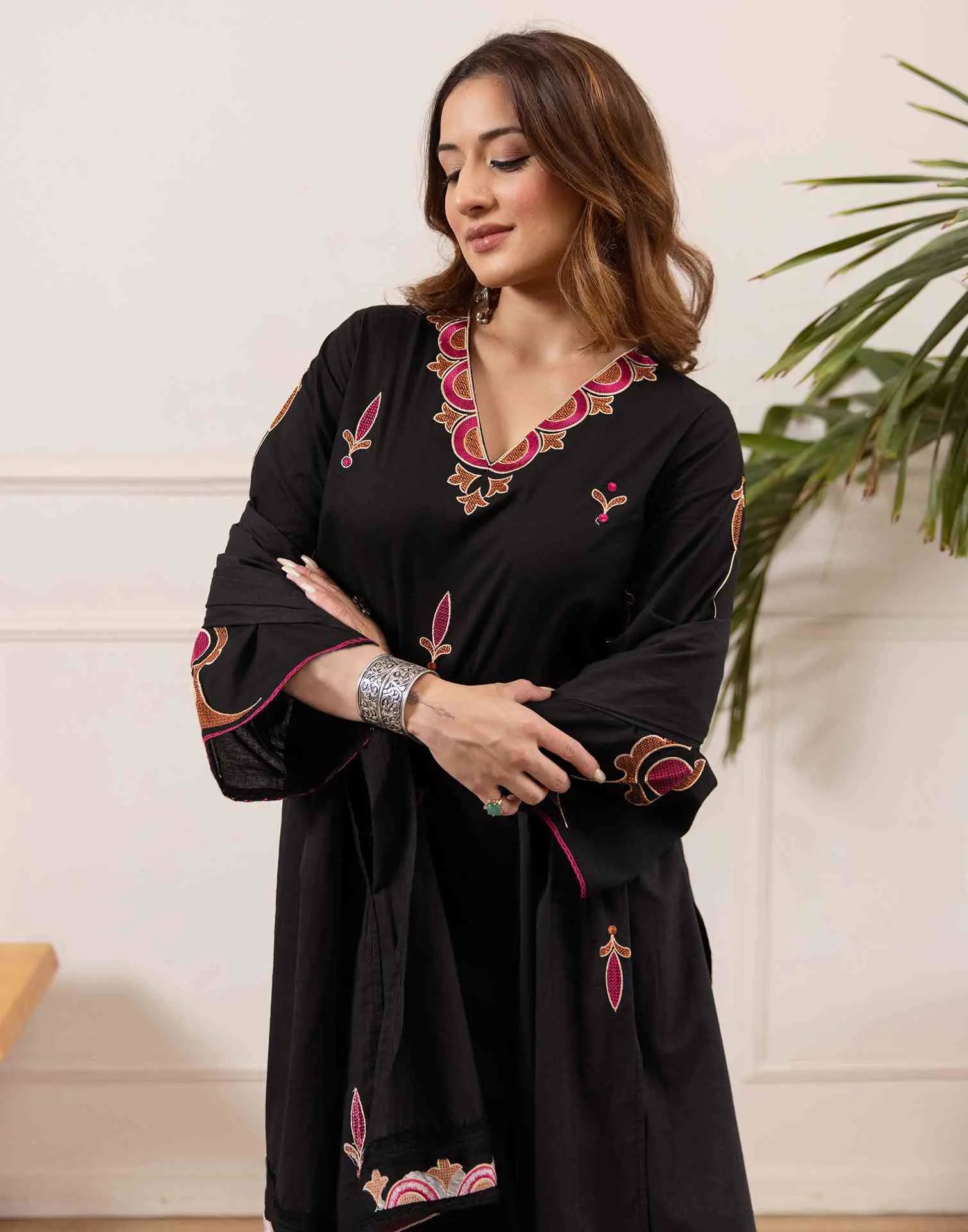 affordable v neck kurta set 