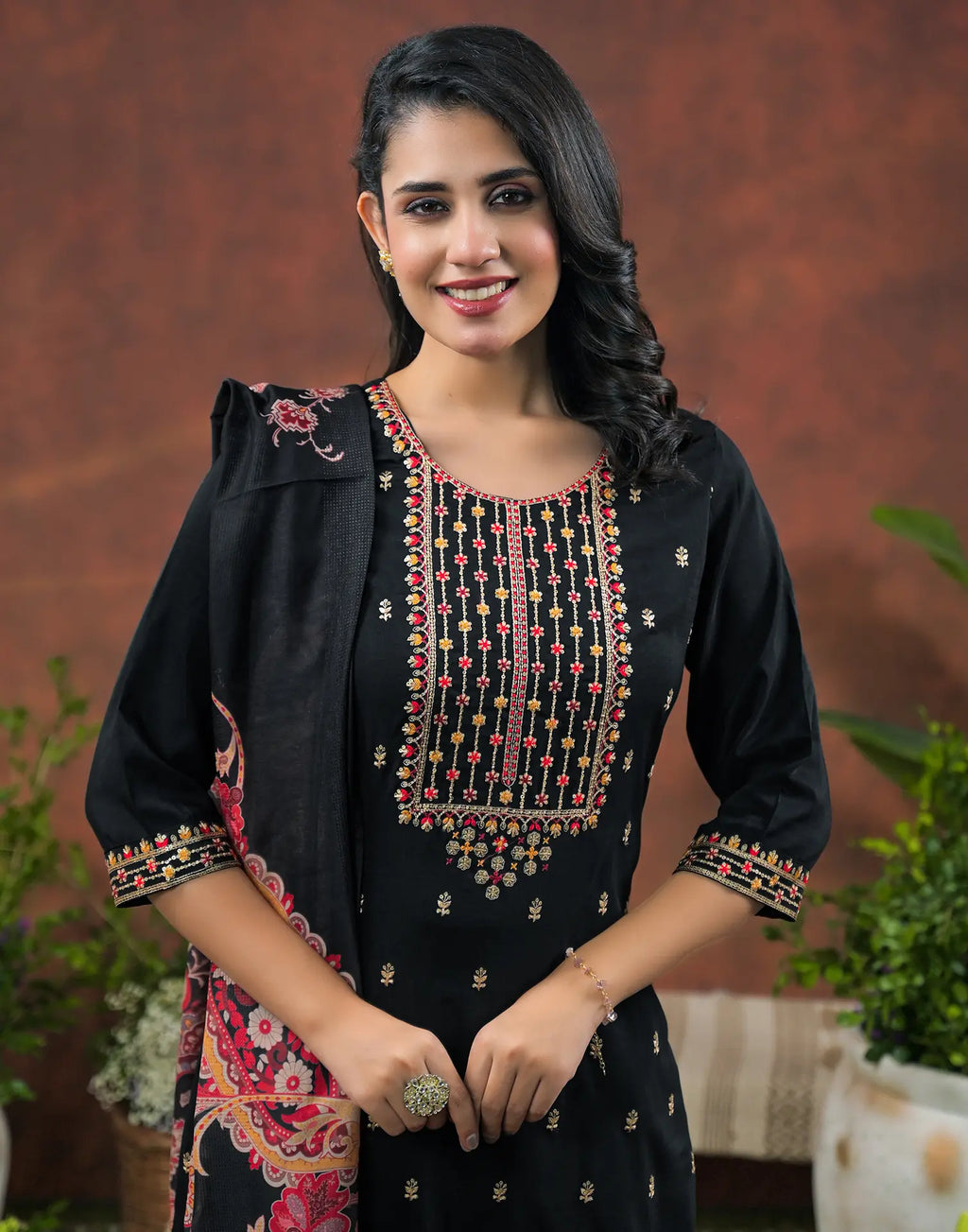 Silk Blend Embroidered Straight 3 Piece Kurta Set