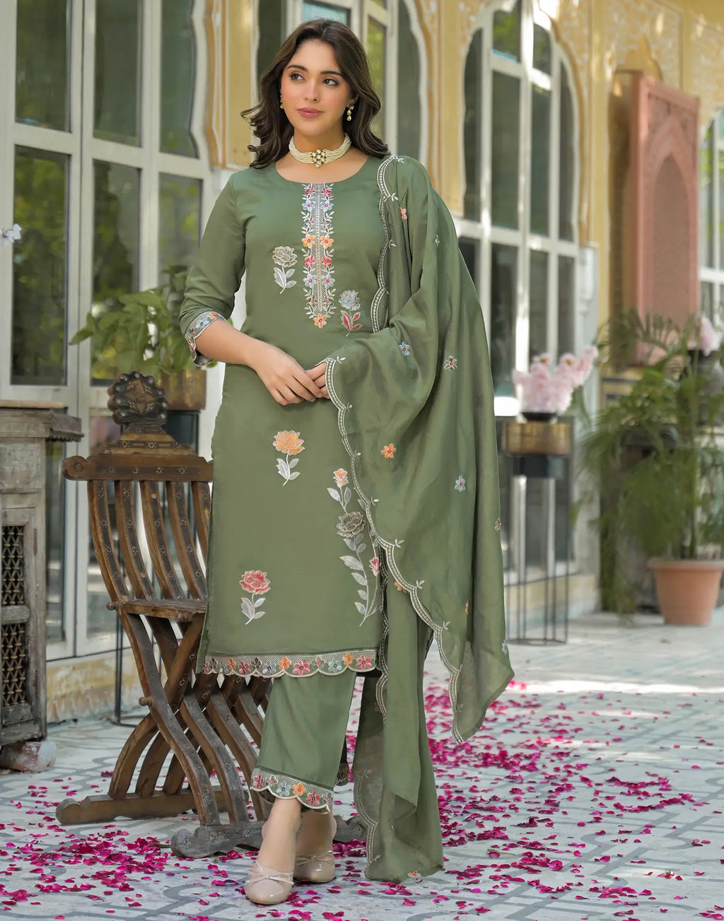 Silk Blend Embroidered Straight 3 Piece Kurta Set