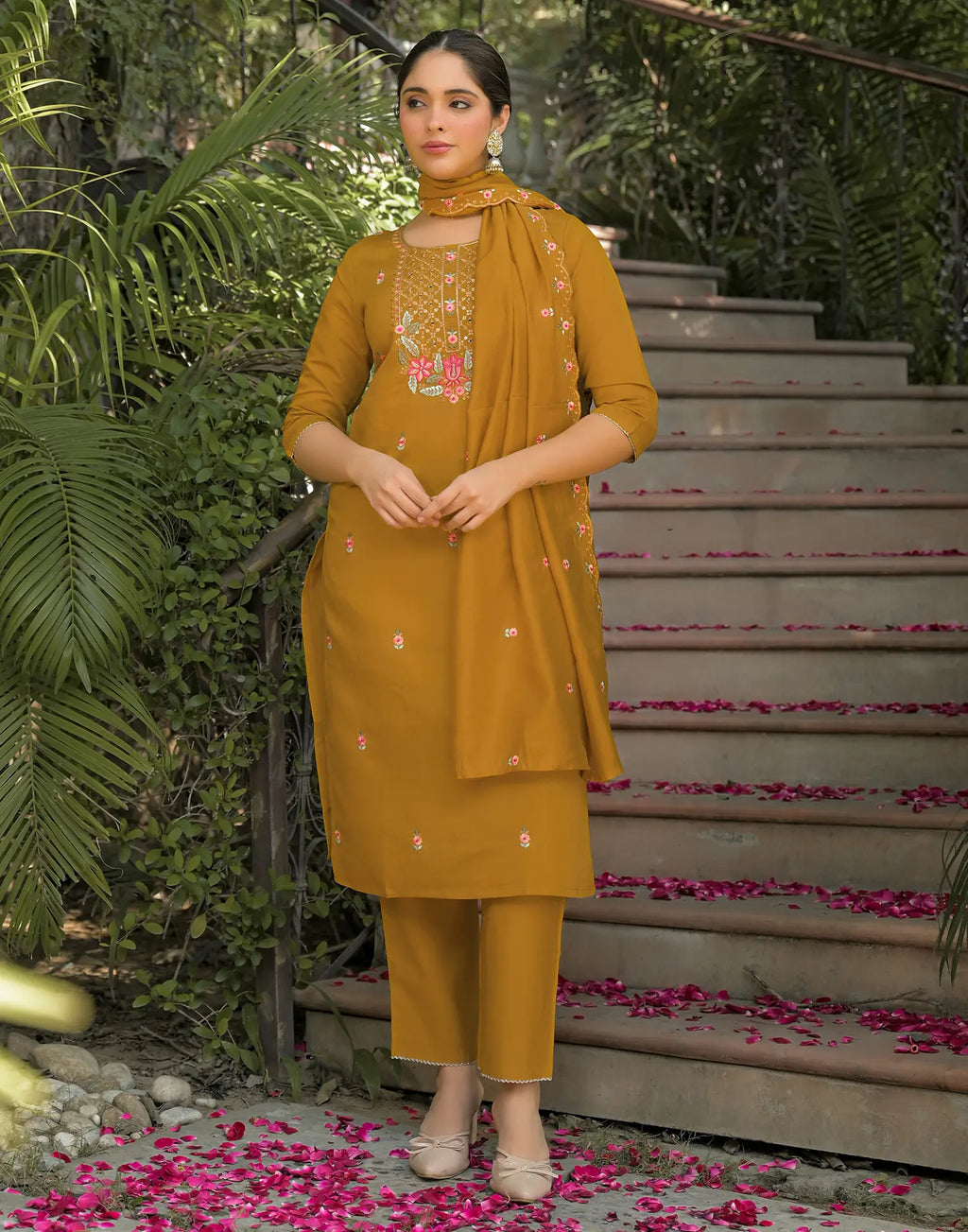 Silk Blend Embroidered Straight 3 Piece Kurta Set