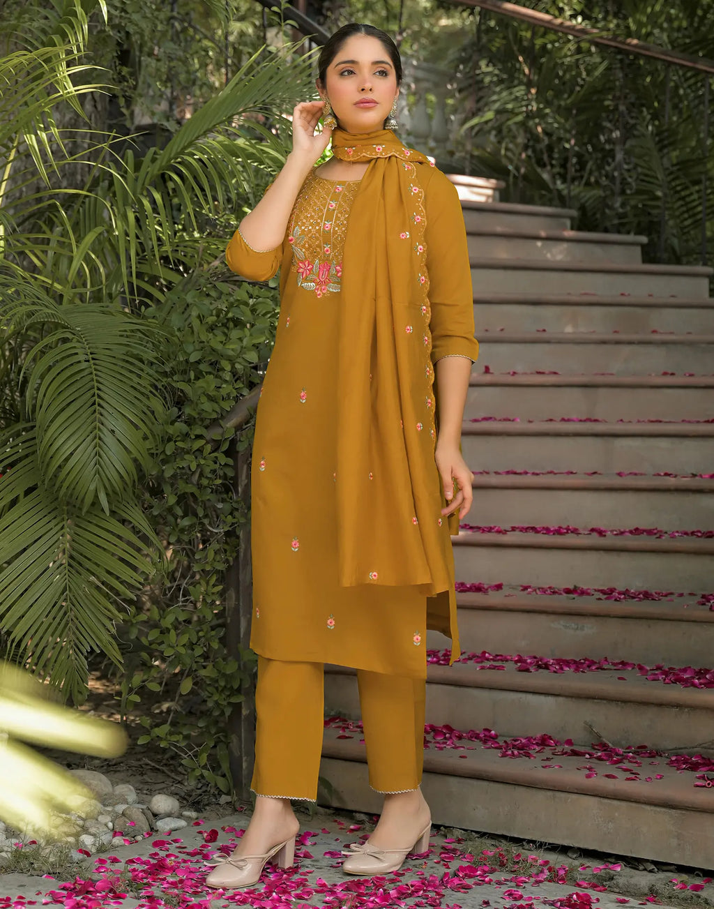 Silk Blend Embroidered Straight 3 Piece Kurta Set