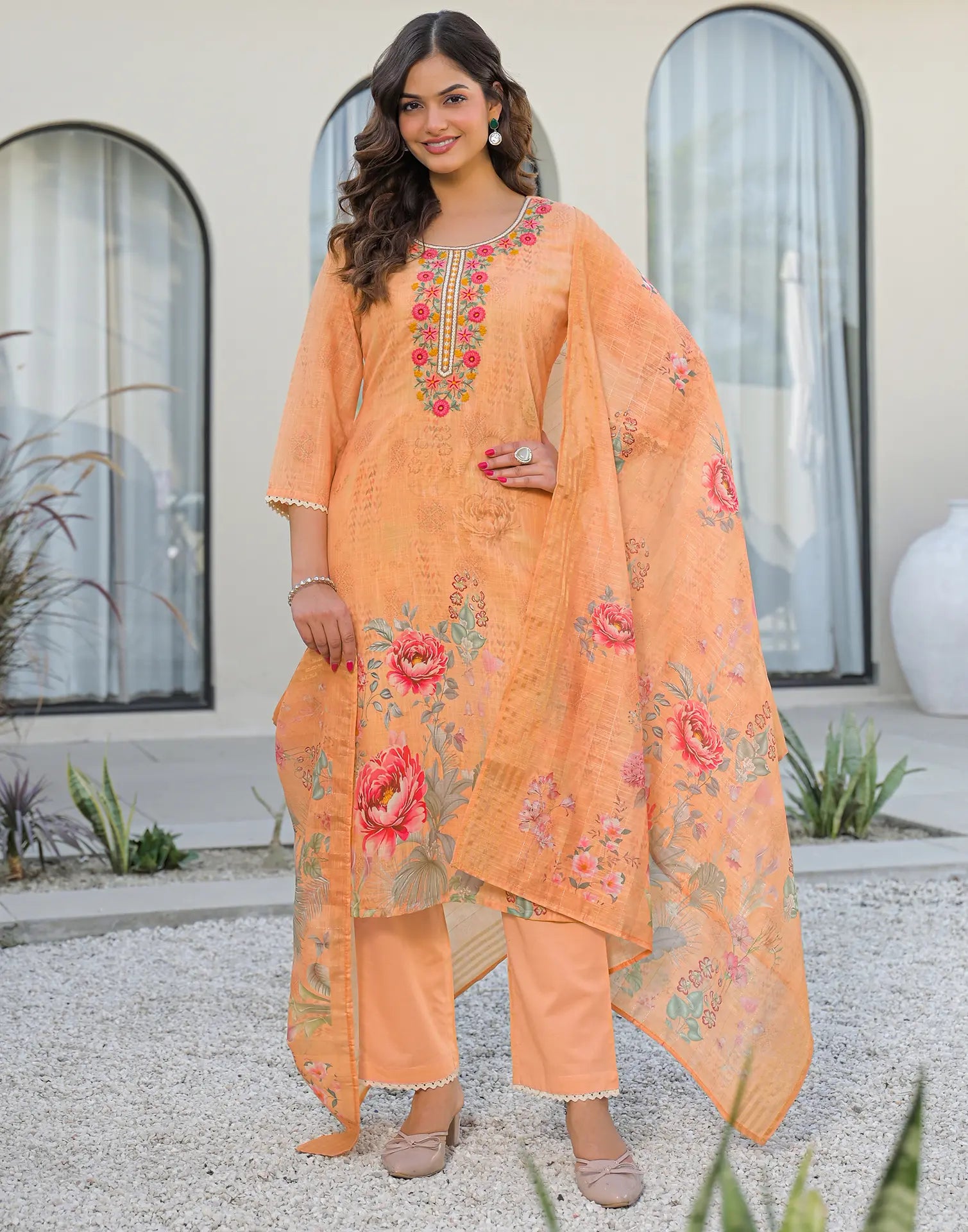 Skylee Linen Floral Print Straight 3 Piece Kurta Set For Woman