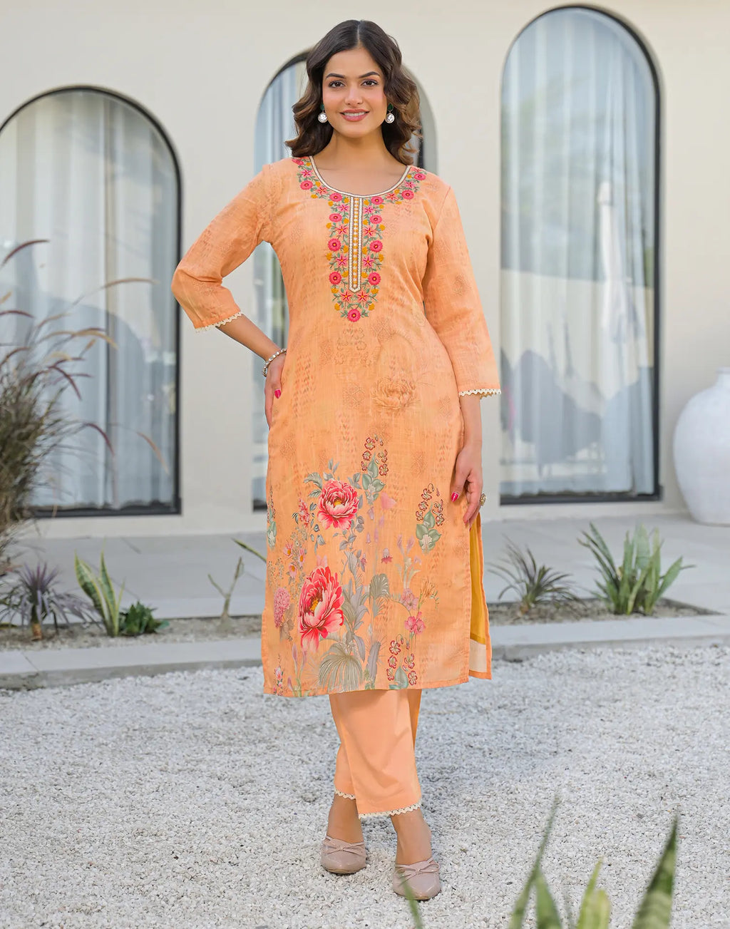 Skylee Linen Floral Print Straight 3 Piece Kurta Set For Woman