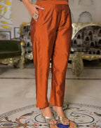 Skylee Taffeta Woven Straight 3 Piece Kurta Set For Woman