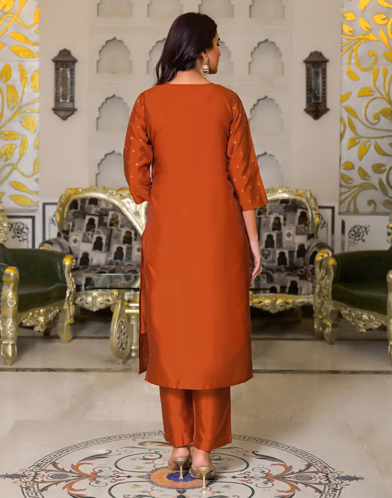 Skylee Taffeta Woven Straight 3 Piece Kurta Set For Woman