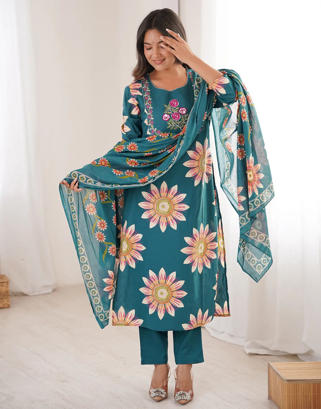 Skylee Cotton Floral Print Straight 3 Piece Kurta Set For Woman