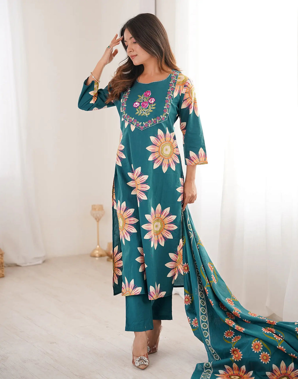 Skylee Cotton Floral Print Straight 3 Piece Kurta Set For Woman